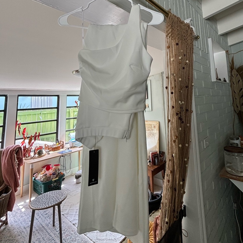 Lulus 2 piece bridal set